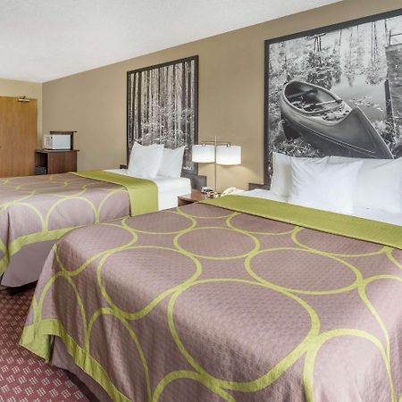 Super 8 By Wyndham Hebron Lowell Area Ngoại thất bức ảnh