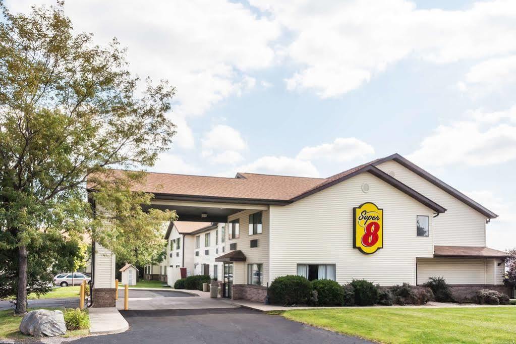 Super 8 By Wyndham Hebron Lowell Area Ngoại thất bức ảnh